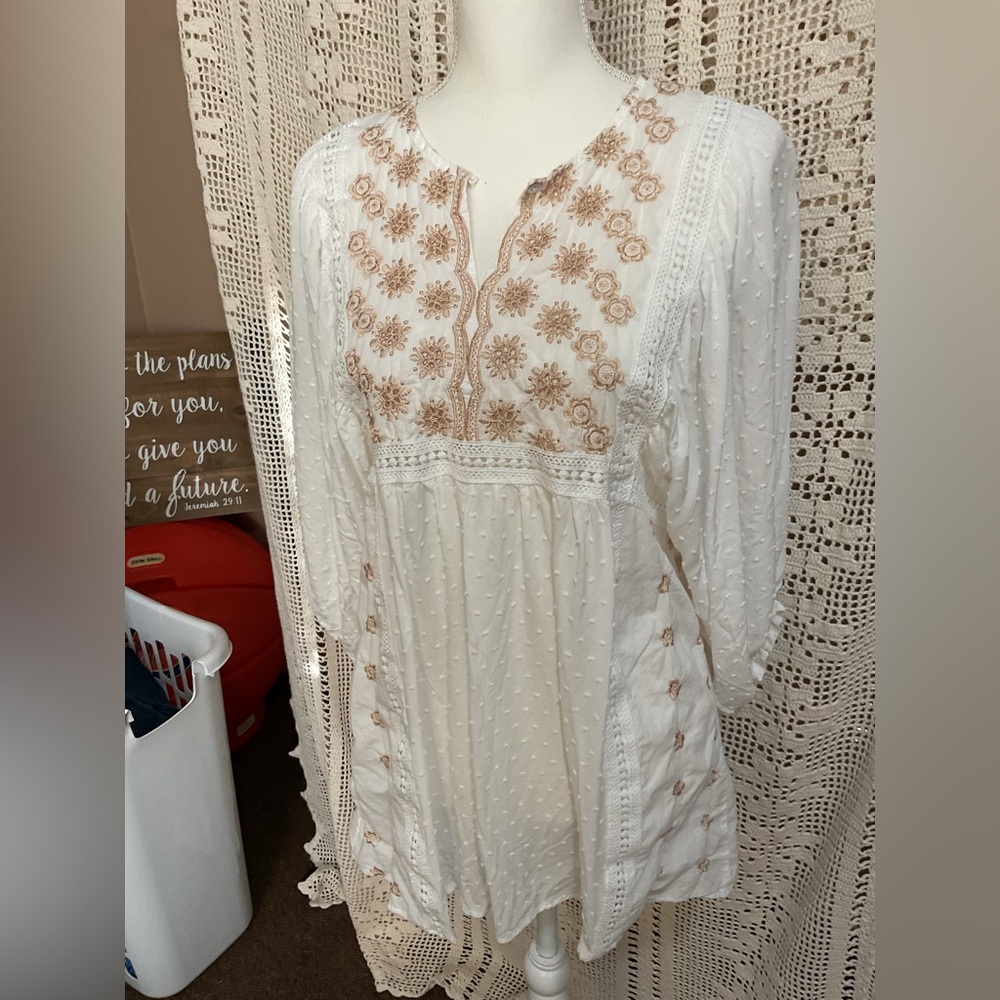 Forgotten Grace Boho Lace Trimmed Embroidered Top Blouse Small